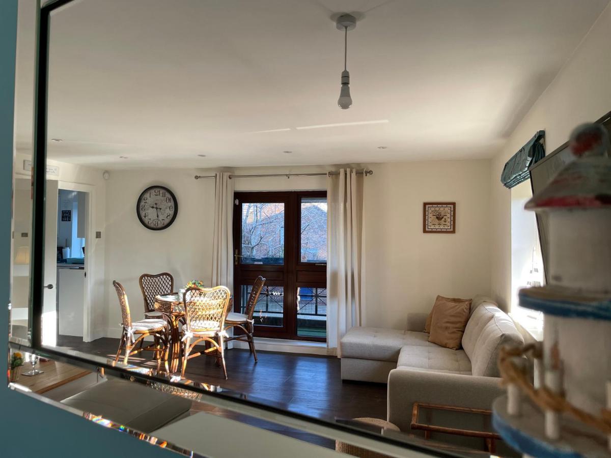 St Georges Balcony Suite With Parking Portsmouth Exterior photo